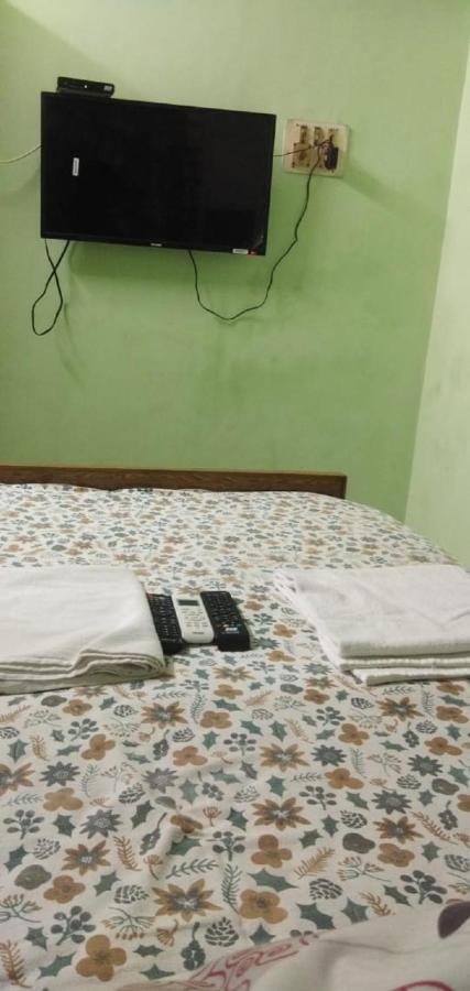 Family Guest House Near Bus-Stand Puducherry Exterior foto